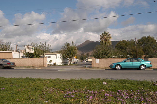 Walnut Grove Mobile Estates in Jurupa Valley, CA - Building Photo - Building Photo