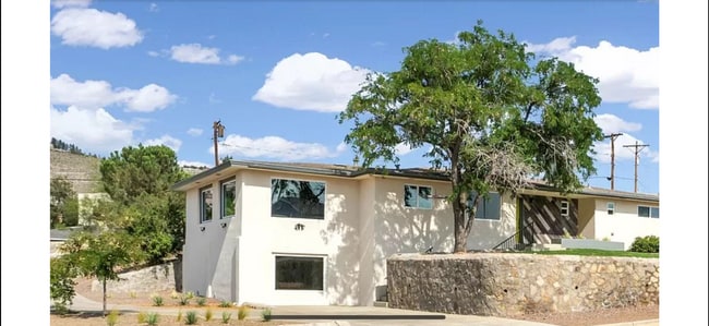 property at 3612 N Stanton St