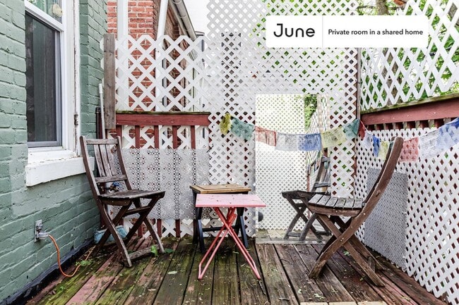 Room in Shared 3 bed/1 bath home, Unit A in Washington, DC - Building Photo - Building Photo