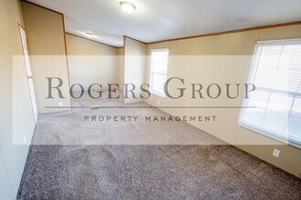 25 Brunswick Ln in Henderson, NC - Building Photo - Building Photo