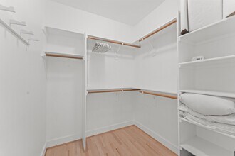 3019 NW Montara Loop in Portland, OR - Building Photo - Building Photo