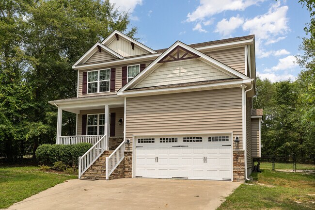 201 Phillips Ridge Ln in Goldsboro, NC - Building Photo - Building Photo