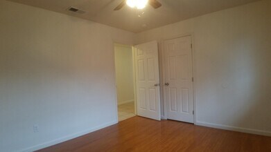 6217 Almond Ave in Orangevale, CA - Building Photo - Building Photo