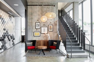 3435 Main in Kansas City, MO - Foto de edificio - Building Photo