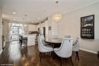 850 Lexington Cir W in Des Plaines, IL - Building Photo - Building Photo