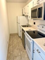 2353 Massachusetts Ave, Unit 84 in Cambridge, MA - Building Photo