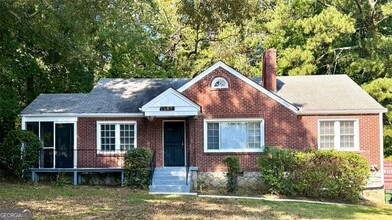 1589 Pinehurst Dr SW in Atlanta, GA - Building Photo - Building Photo