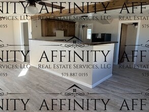 2610 Mountain View Dr in Carlsbad, NM - Building Photo - Building Photo