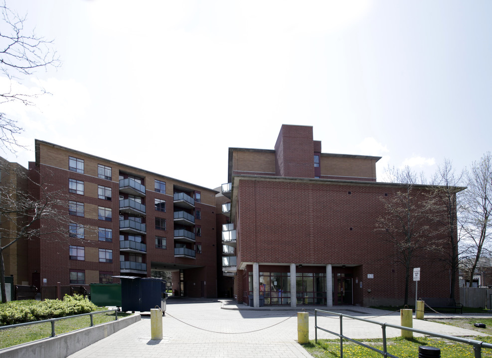 Gardenview Cooperative Homes in Toronto, ON - Building Photo