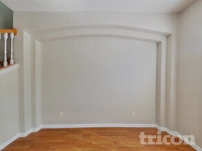 5427 Spring Ridge Ct in Jacksonville, FL - Foto de edificio - Building Photo