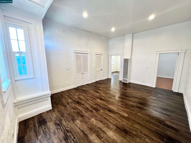 property at 1709 Peralta St