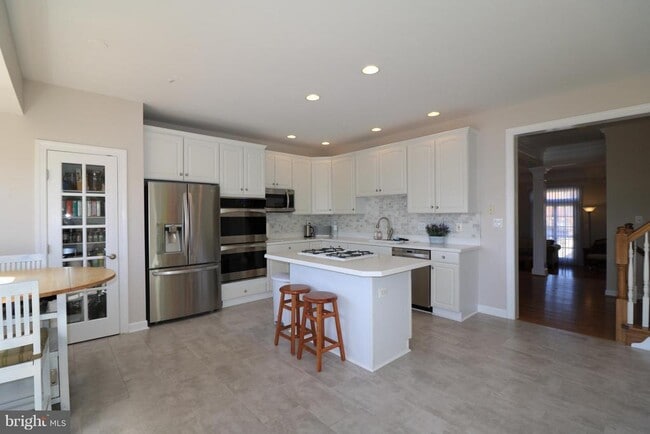 13539 Flowerfield Dr