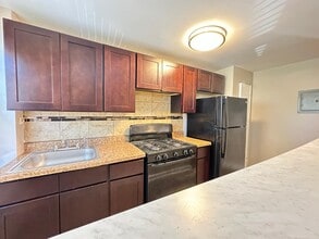 6780 Blakemore St in Philadelphia, PA - Building Photo - Building Photo