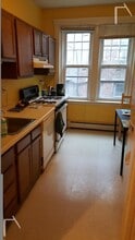 21 Sutherland Rd, Unit 8 in Boston, MA - Foto de edificio - Building Photo