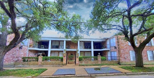 3611 Stanford St