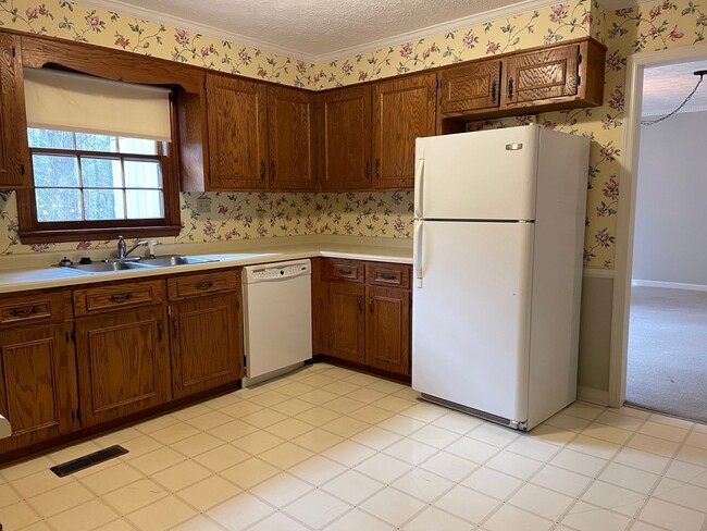 1021 Deni Ct in Watkinsville, GA - Building Photo - Building Photo