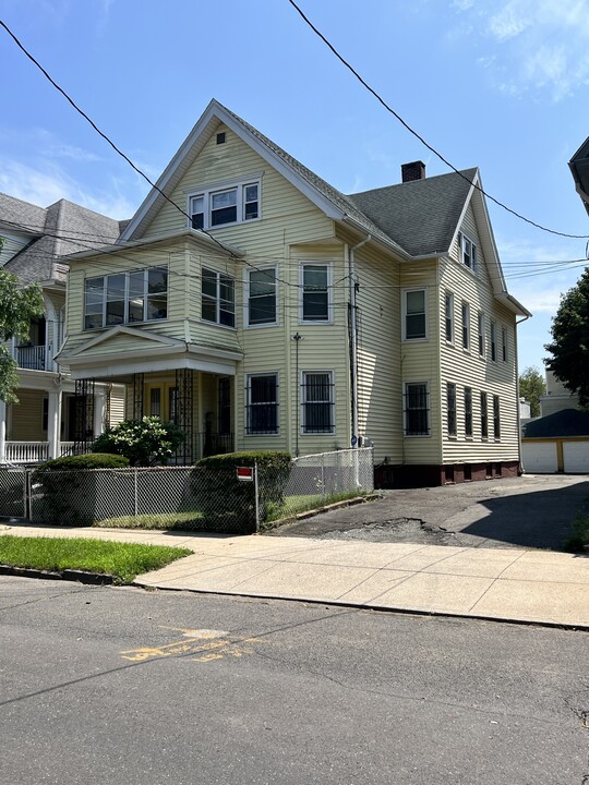 150 Gilbert Ave in New Haven, CT - Building Photo