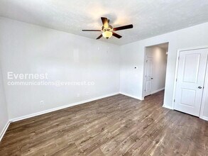 328 Raines Ct in Lebanon, TN - Building Photo - Building Photo