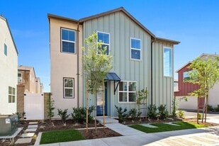 2618 E Lincoln Paseo in Ontario, CA - Building Photo