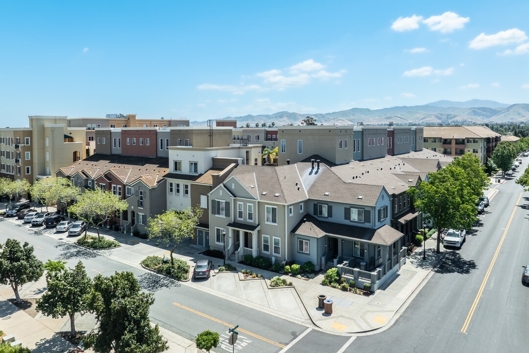Vidrio Homes in Pittsburg, CA - Building Photo
