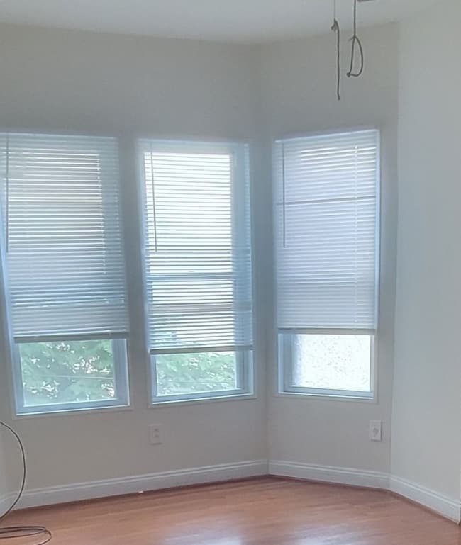 4105 W Girard Ave