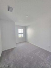 14911 White Pearl Rd in Punta Gorda, FL - Building Photo - Building Photo
