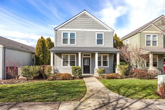 533 N Mountain Ave in Ashland, OR - Building Photo - Building Photo