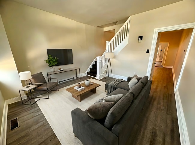 property at 1303 N 2nd St