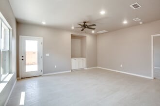 1505 Avenue O in Shallowater, TX - Building Photo - Building Photo