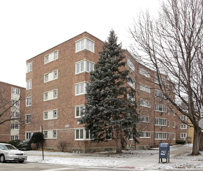 Winchester-Hood Garden Homes in Chicago, IL - Building Photo - Building Photo