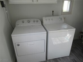 1346 E 346th St in Eastlake, OH - Building Photo - Building Photo