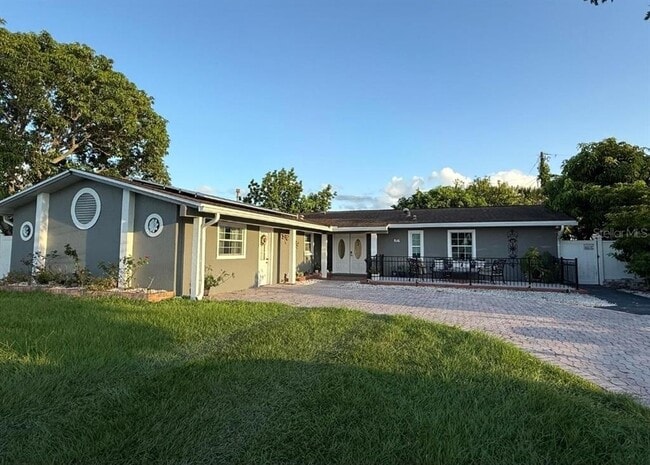 property at 816 Plato Ave