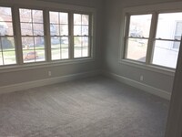 18813 Sloane Ave, Unit 3 in Lakewood, OH - Foto de edificio - Building Photo