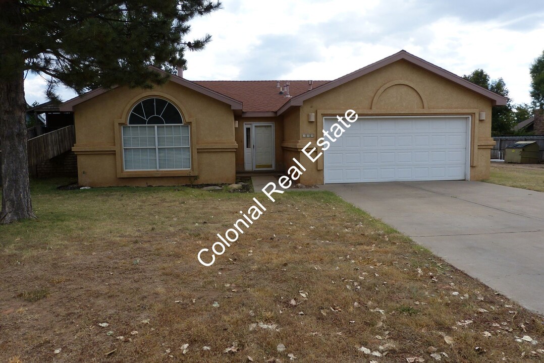 144 Gail Jackson Ct in Clovis, NM - Building Photo