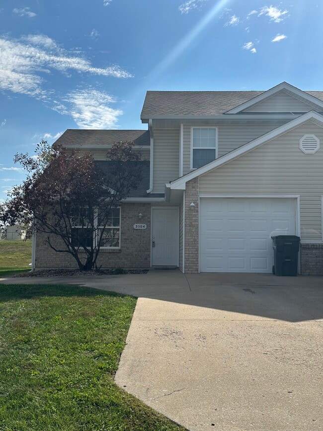 property at 3504 Zinnia Dr