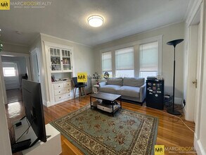 28 Frederick Ave in Medford, MA - Building Photo - Building Photo