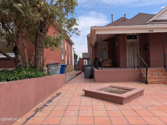 property at 608 Stewart Ct