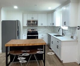 8231 St Lo Rd in Houston, TX - Building Photo - Building Photo