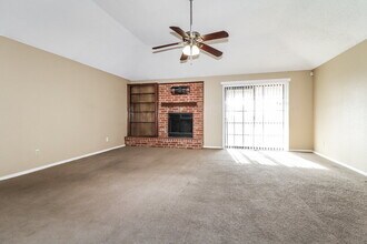 8309 Stonewood Dr in Oklahoma City, OK - Building Photo - Building Photo