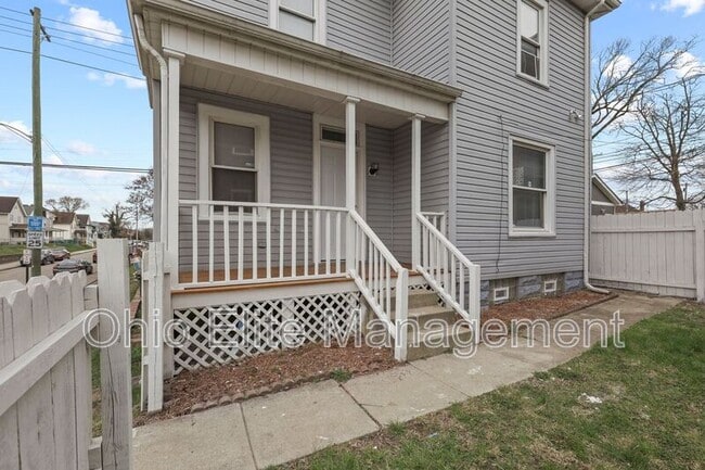 property at 829 Studer Ave