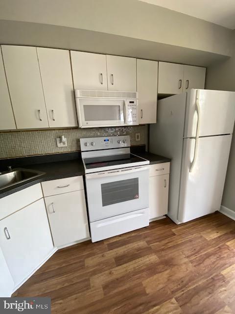 property at 6708 Ridge Rd