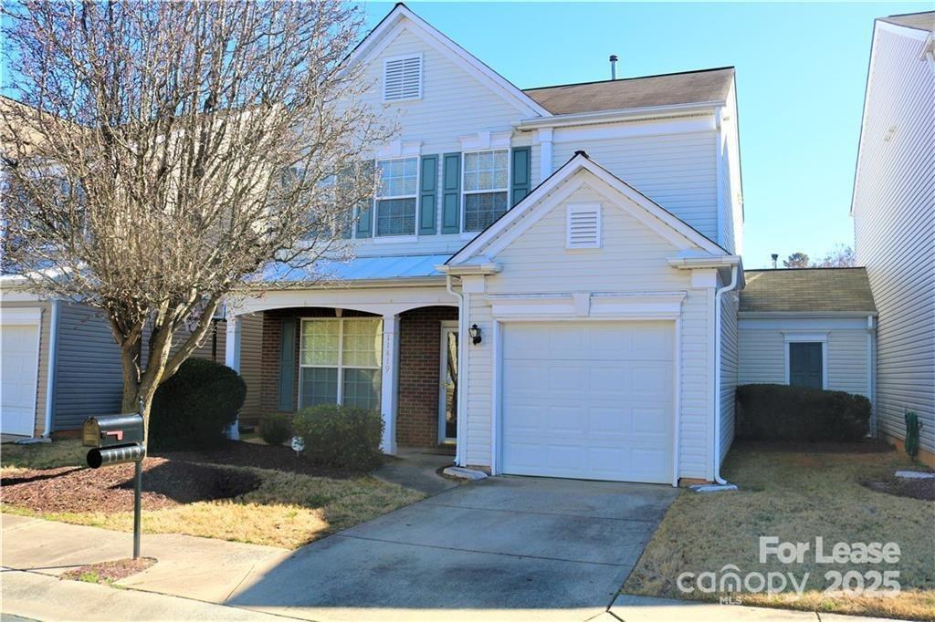 11419 Grove Point Rd in Charlotte, NC - Building Photo