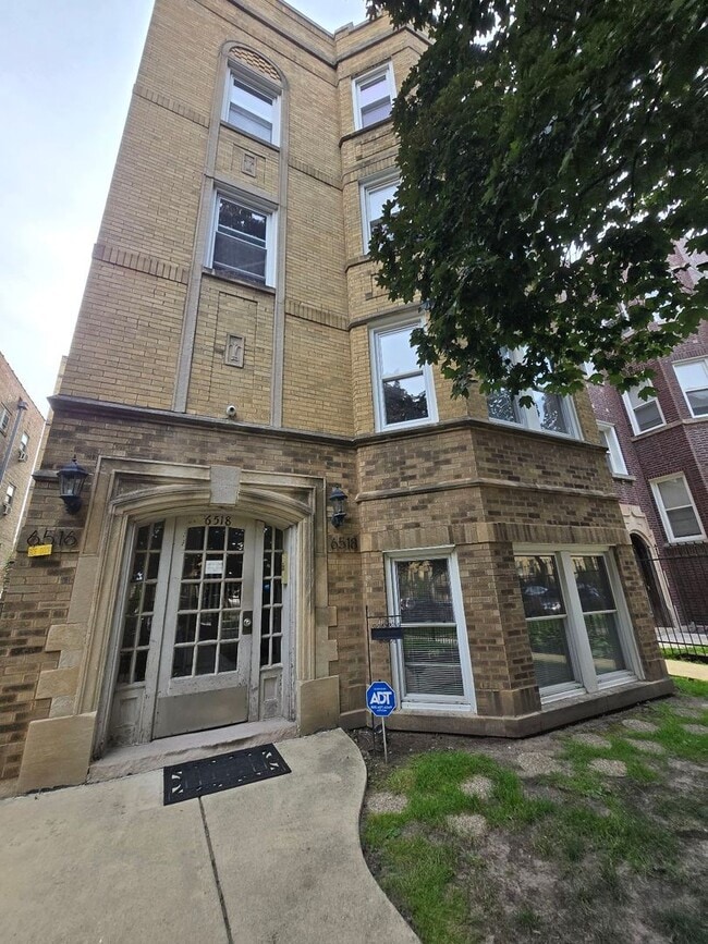 property at 6518 N Mozart St
