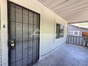 2417 18th St in Sacramento, CA - Building Photo - Building Photo