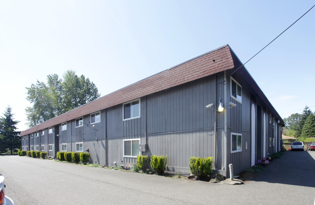 Carribbean West Apartments in Lakewood, WA - Building Photo