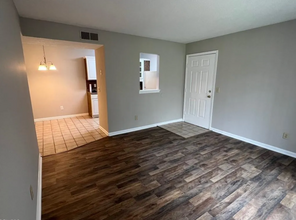5639 Hornaday Rd in Greensboro, NC - Building Photo - Building Photo