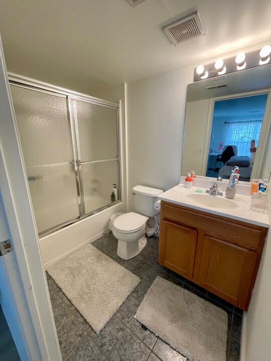 187 Ruth Ct in Middletown, NY - Building Photo