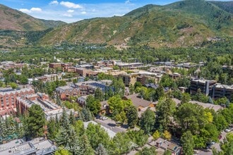 731 S Mill St in Aspen, CO - Building Photo - Building Photo