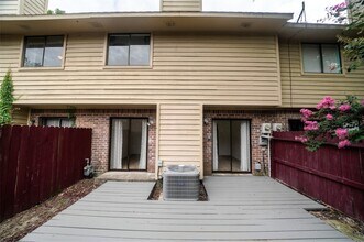 2807 Elm Grove Ct in Houston, TX - Building Photo - Building Photo