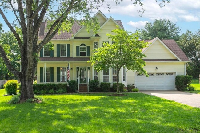property at 134 Royal Ct